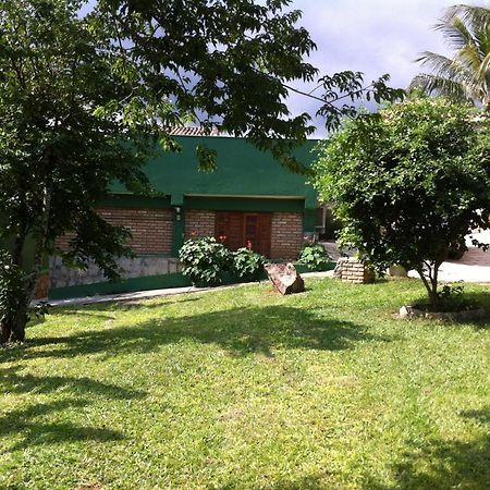 Bela Ilha Guest House Ilhabela Bagian luar foto